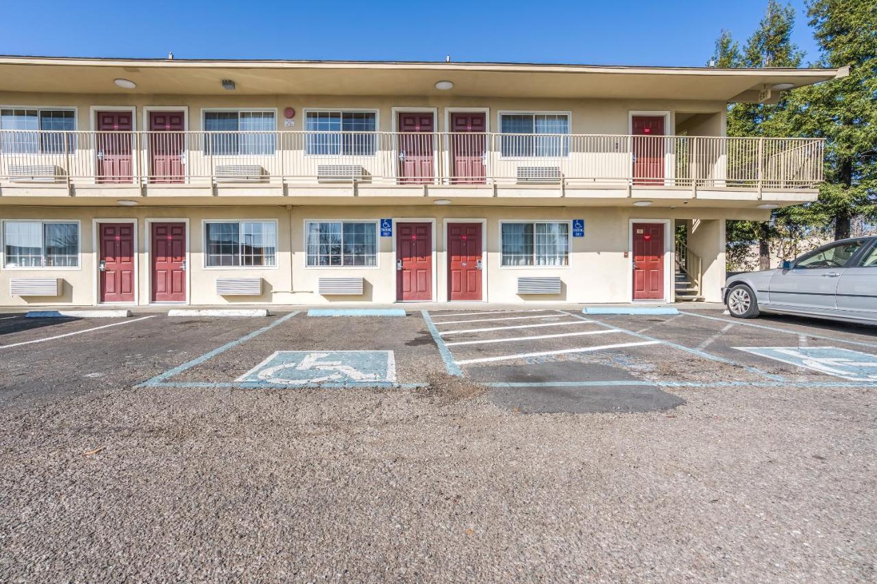 Americas Best Value Inn - Petaluma Exteriér fotografie